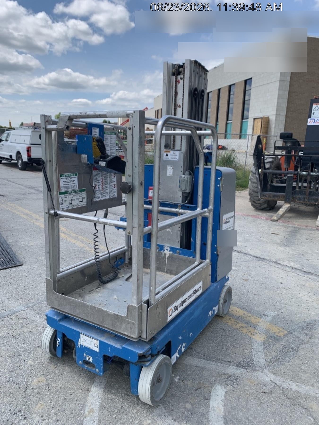 2019 GENIE GR-20