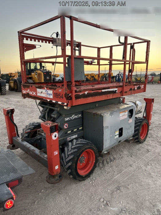 2016 SKYJACK SJ6832 RT