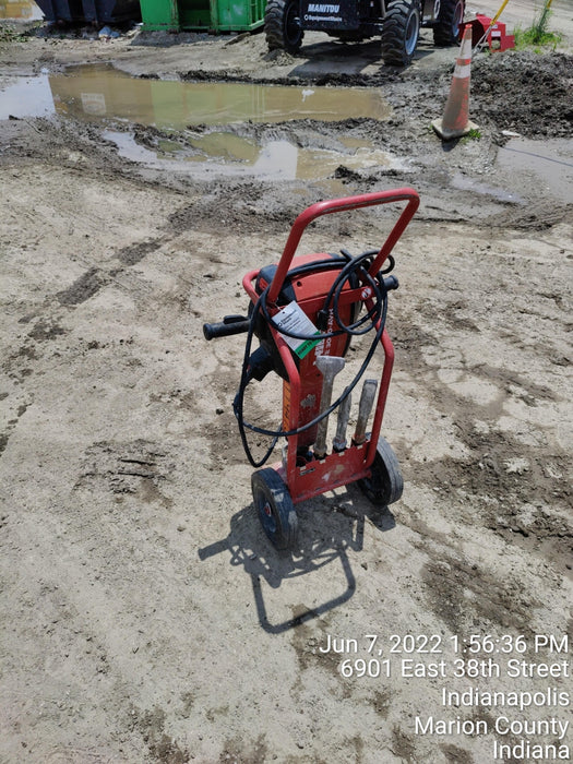 2020 HILTI TE 3000-AVR
