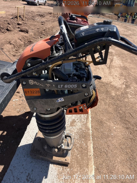 2025 HUSQVARNA LT6005
