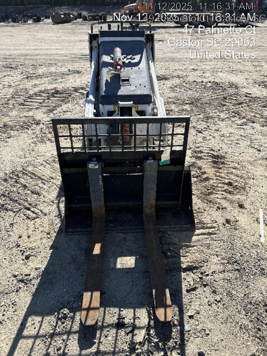 2023 BOBCAT 36" Mini Skid Steer Fork Carriage - Bobcat