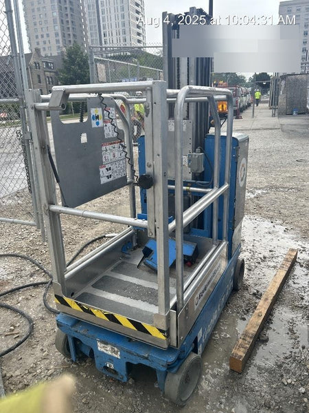 2011 GENIE GR-20