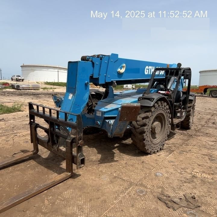 2017 Genie GTH-1056 Genie GTH1056, Solid Tires, 60" carriage, Light Kit, Open ROPS