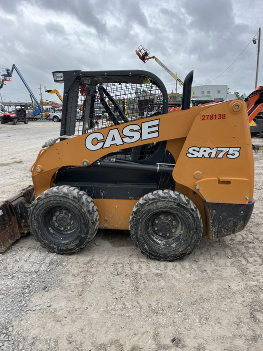 2019 CASE SR175