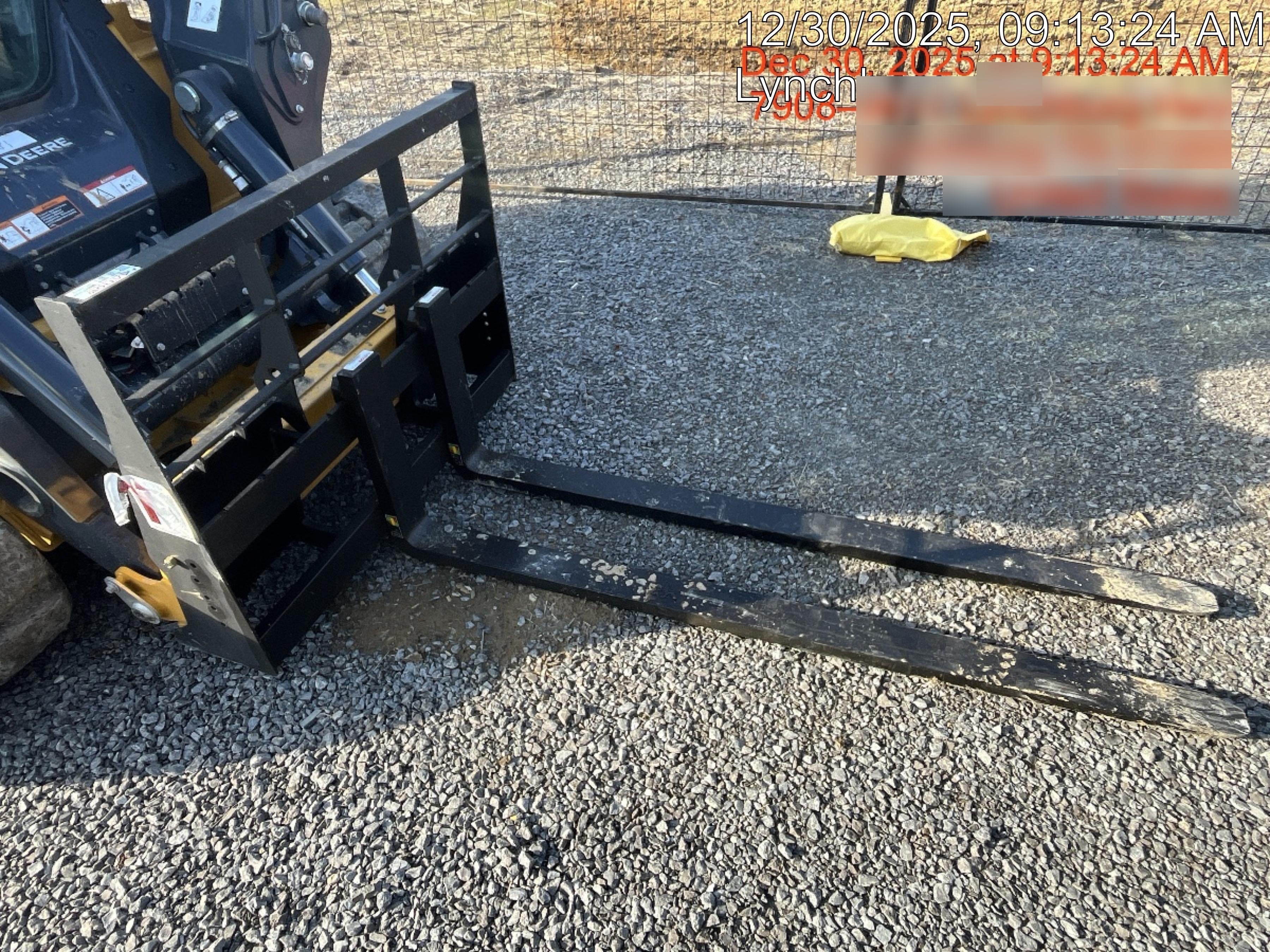 2025 ARROW MATERIAL HANDLING 72" Pallet Forks - Arrow