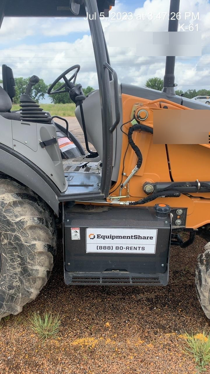 2023 CASE 570N EP