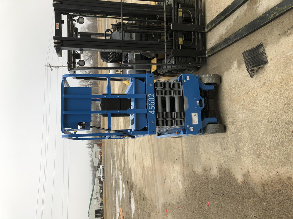 2019 Genie GS-1930 Fixed rails with chain Entry