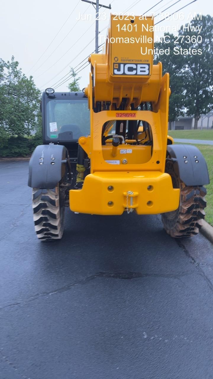 2023 JCB 510-56