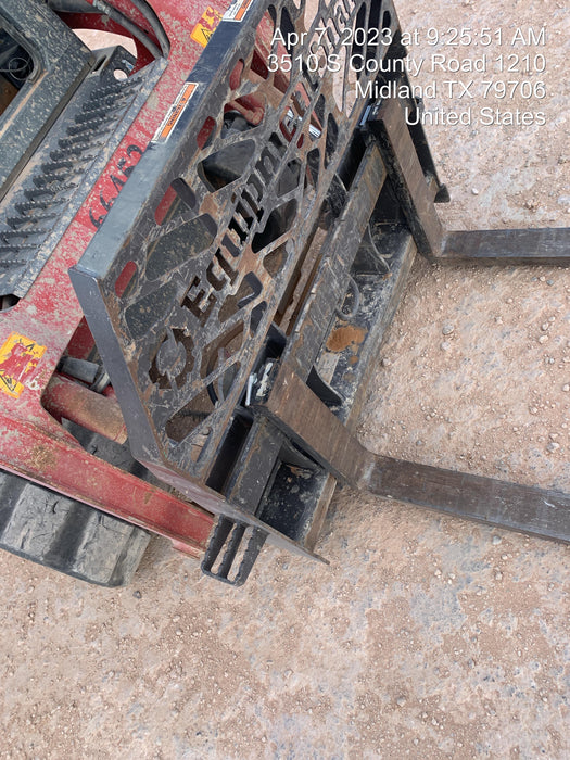 2021 PALADIN 48" Pallet Forks - Paladin