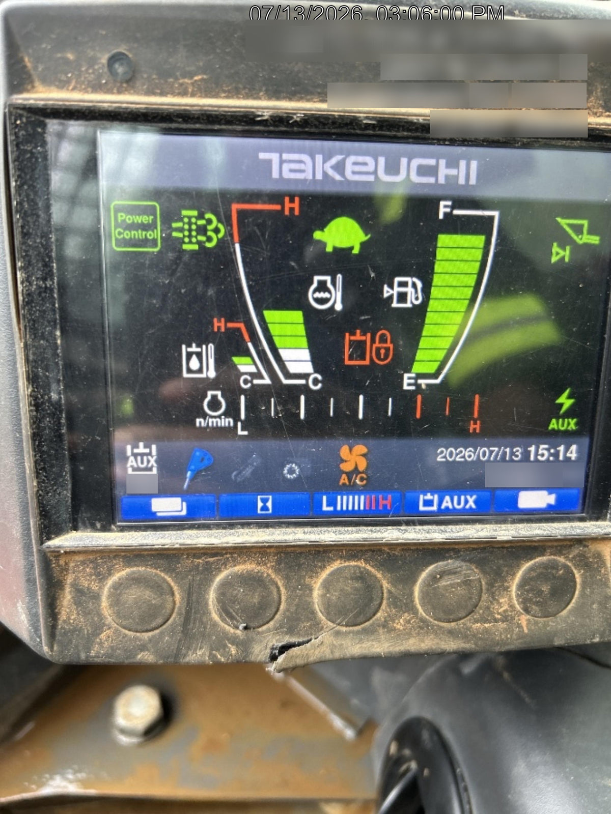 2022 TAKEUCHI TL10V2-CR