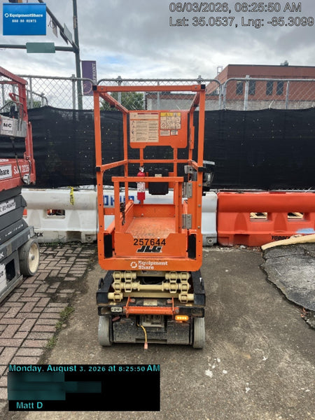 2022 JLG ES1330L
