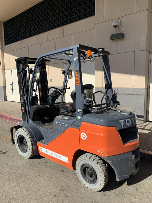 2022 TOYOTA 50-8FGU25