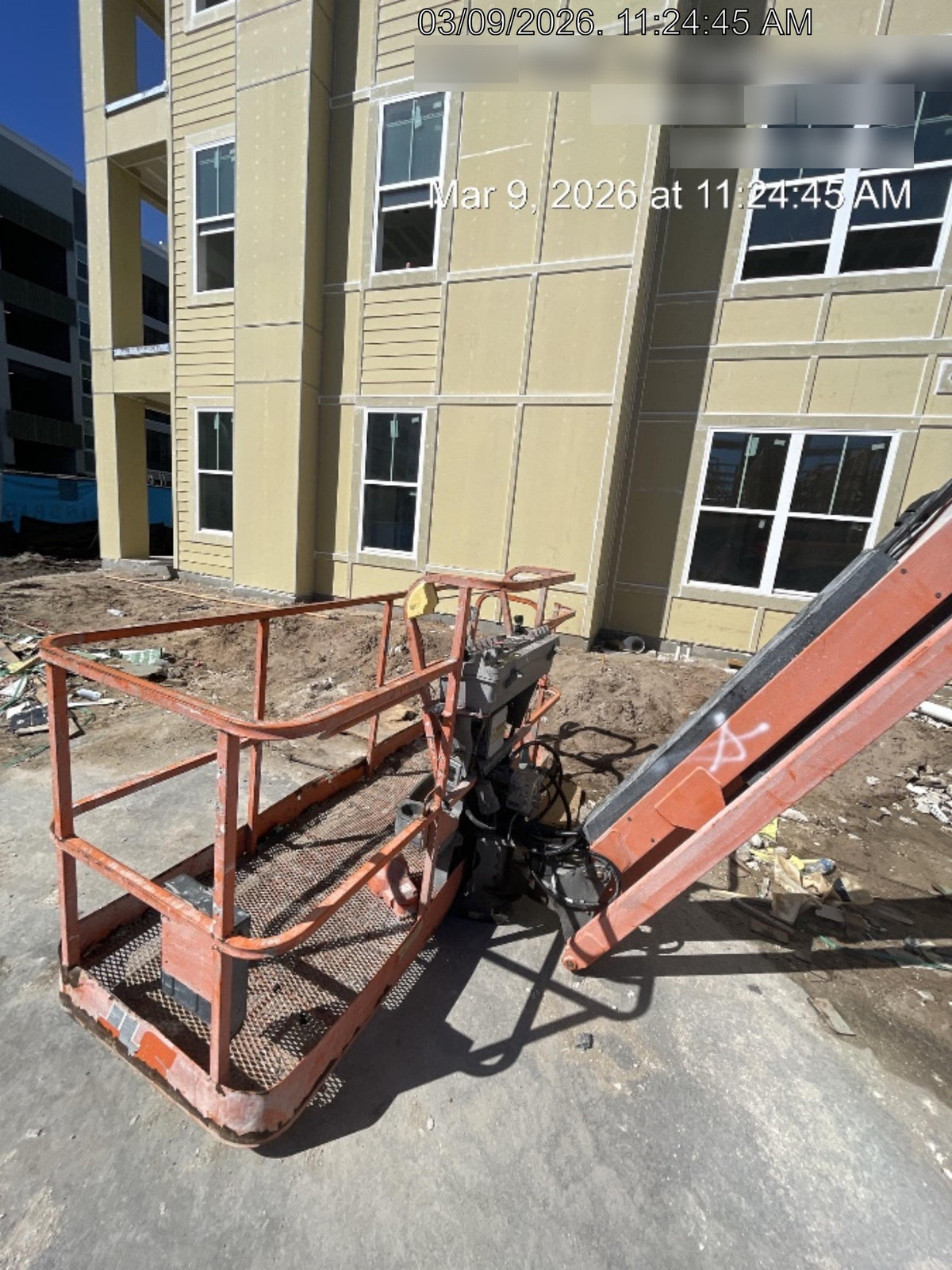 2021 JLG 660SJ