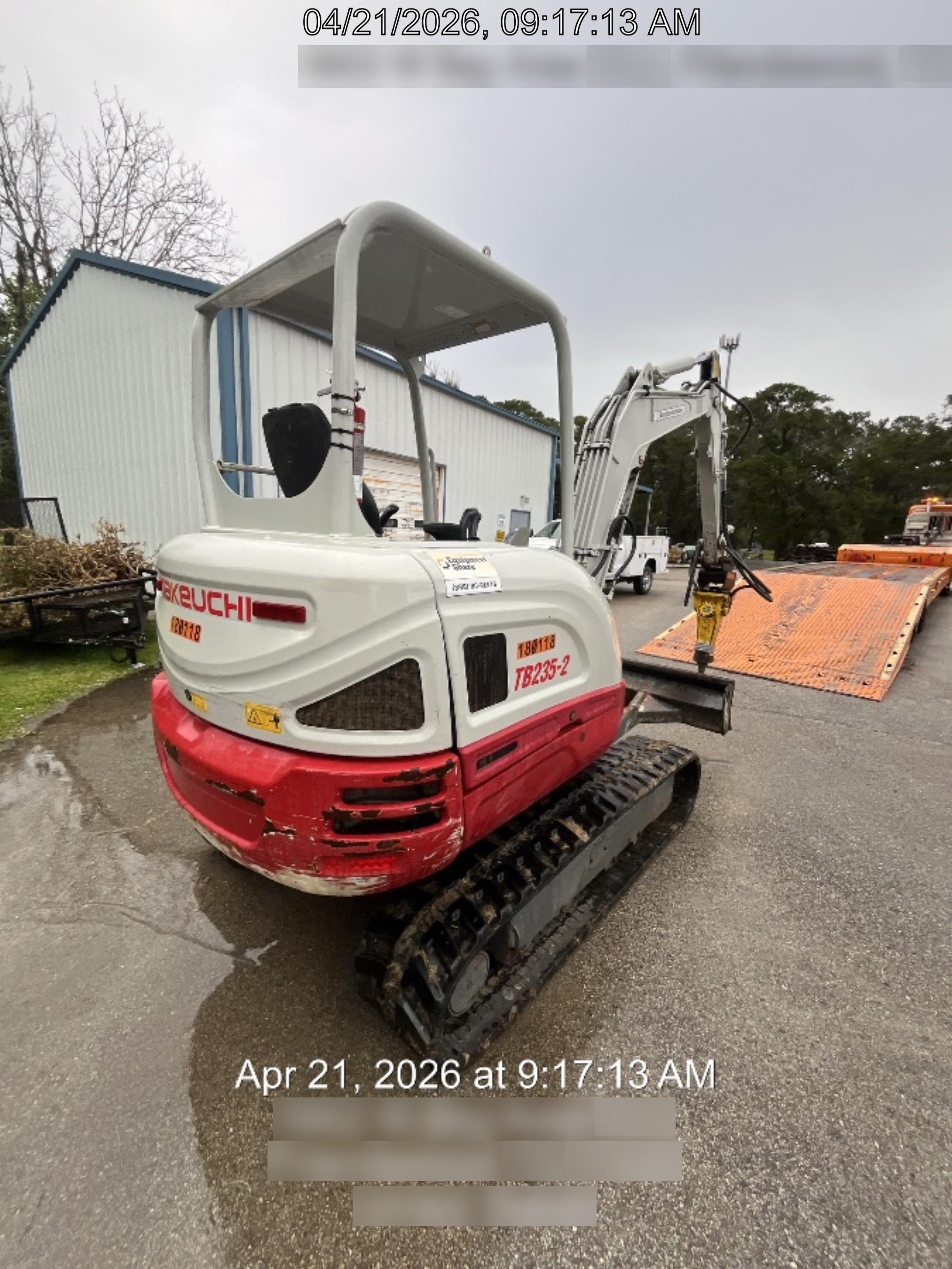 2021 TAKEUCHI TB235-2R