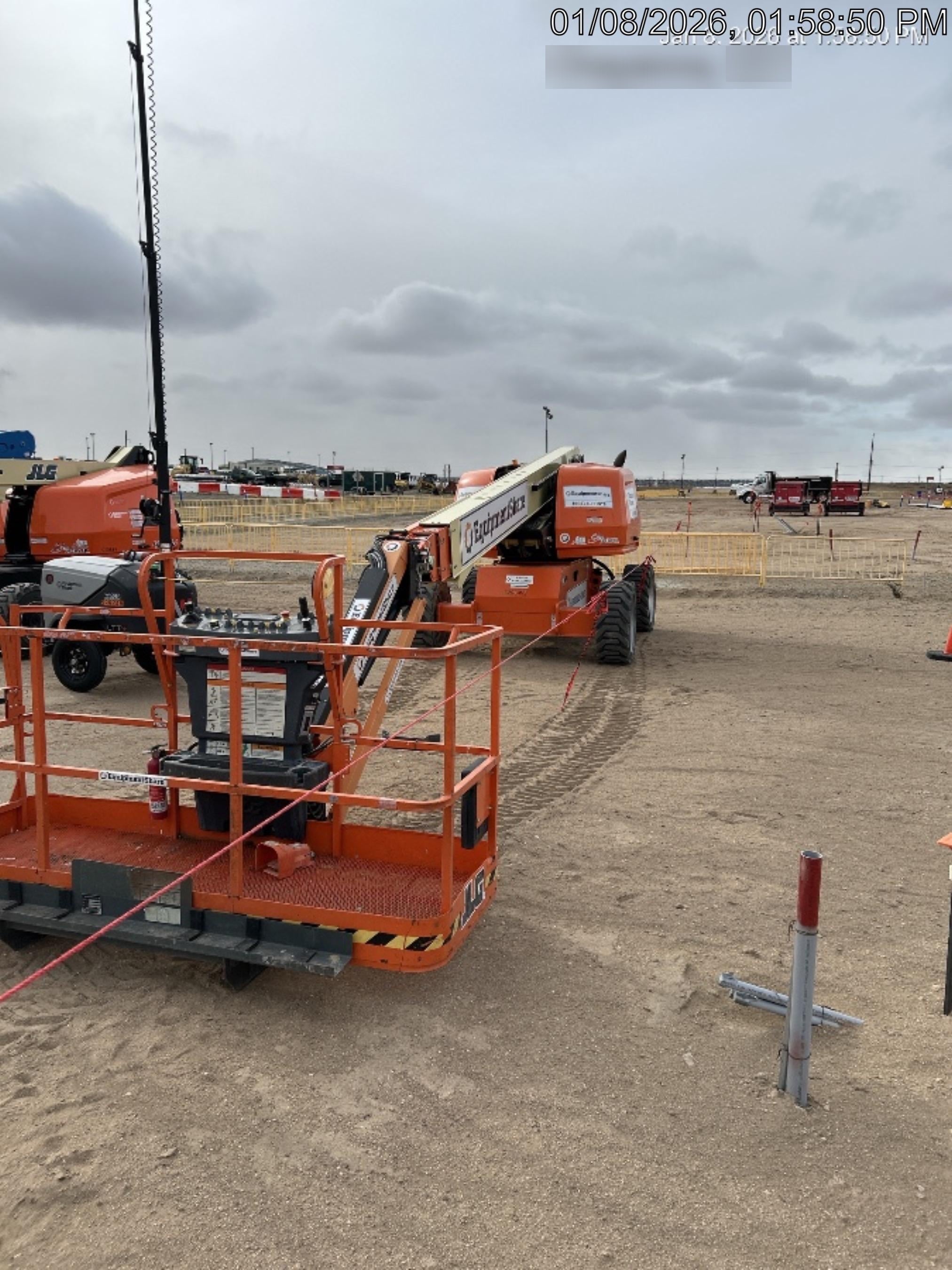 2023 JLG 660SJ