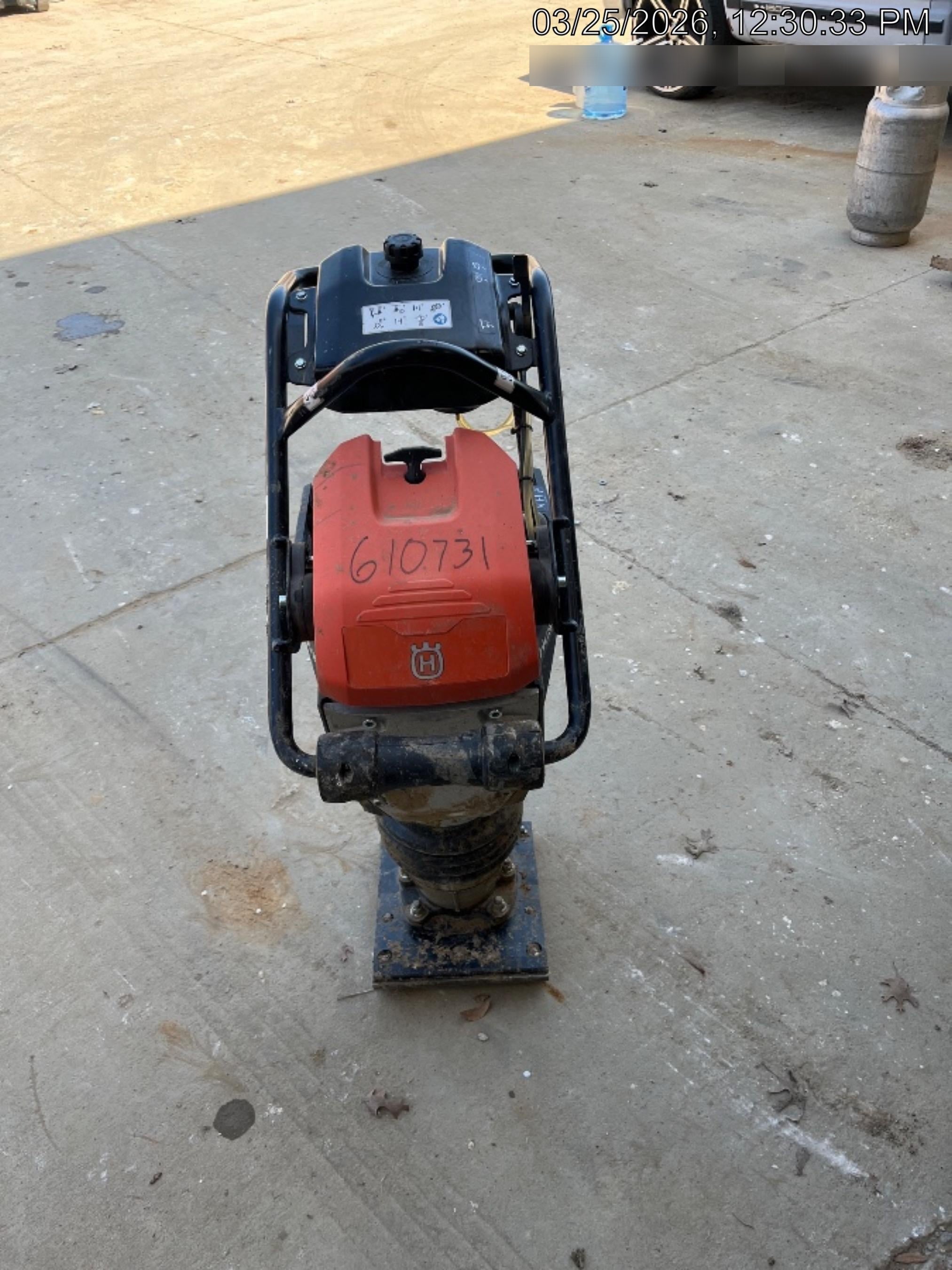 2025 HUSQVARNA LT6005