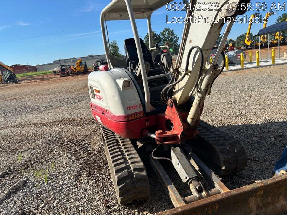 2022 TAKEUCHI TB235-2R
