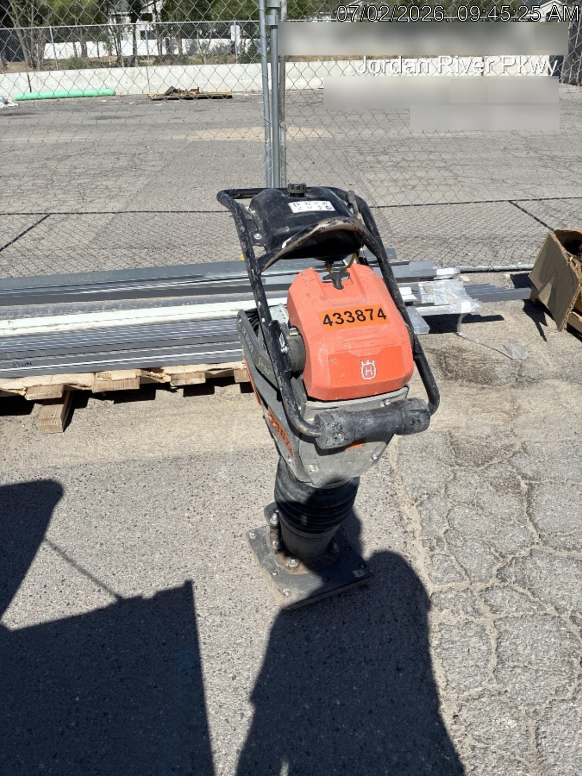 2024 HUSQVARNA LT6005