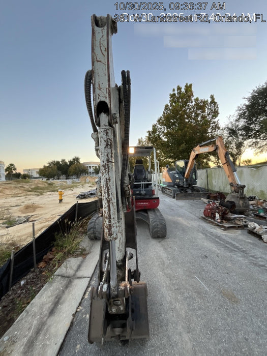 2019 Takeuchi TB260 Canopy, Standard Blade, Auxiliary hydraulics w/Manual QC, Hydraulic thumb, 12" ,18", 24" Bucket