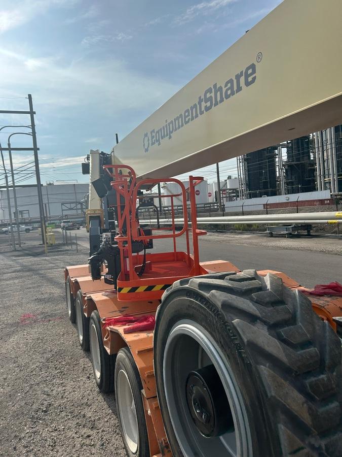 2025 JLG 1850SJ