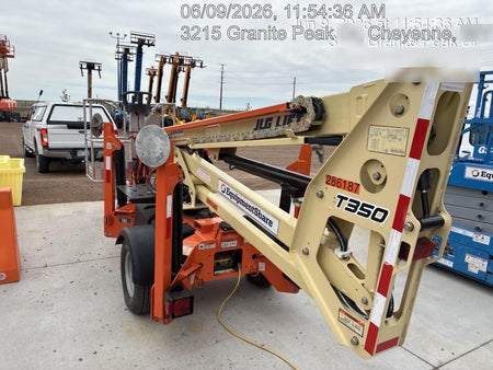 2022 JLG T350