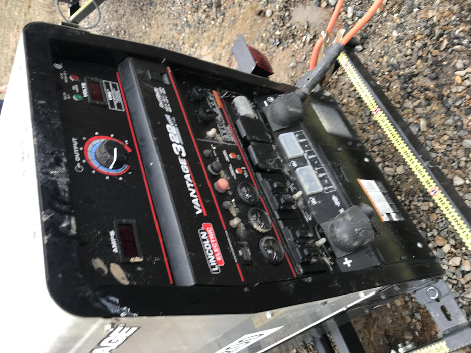 2019 Lincoln Electric Vantage 322 Ready-Pak 3, Two Wheel Trailer, Fender and Light Kit, Cable Rack