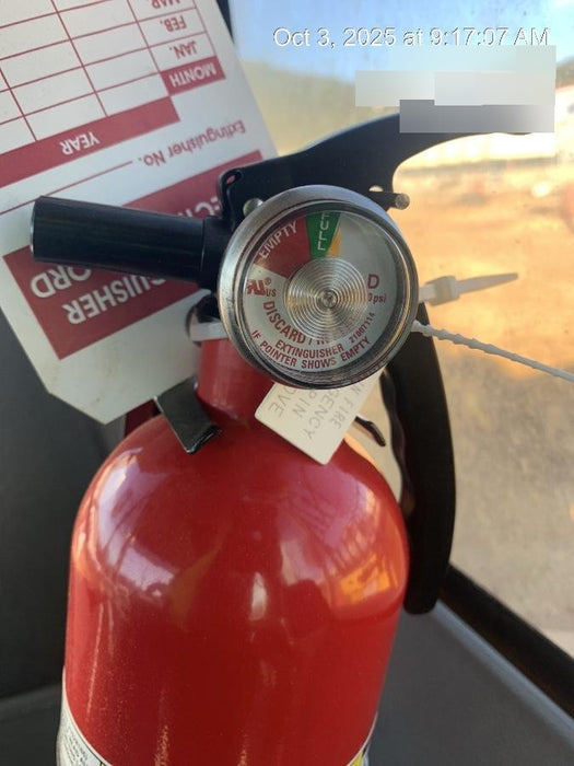 2024 WACKER NEUSON DV605 Cab Turf Tires