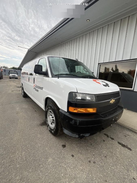 2023 CHEVROLET Express Van - Rental