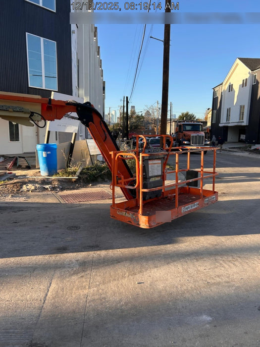 2019 JLG 660SJ
