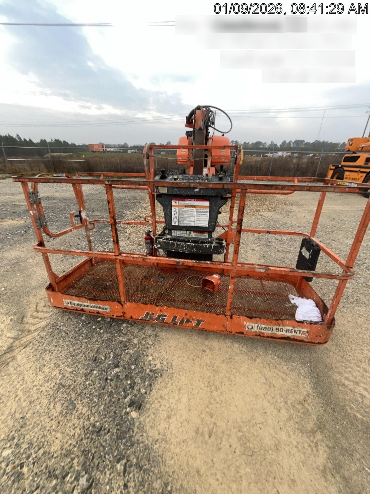 2021 JLG 660SJ