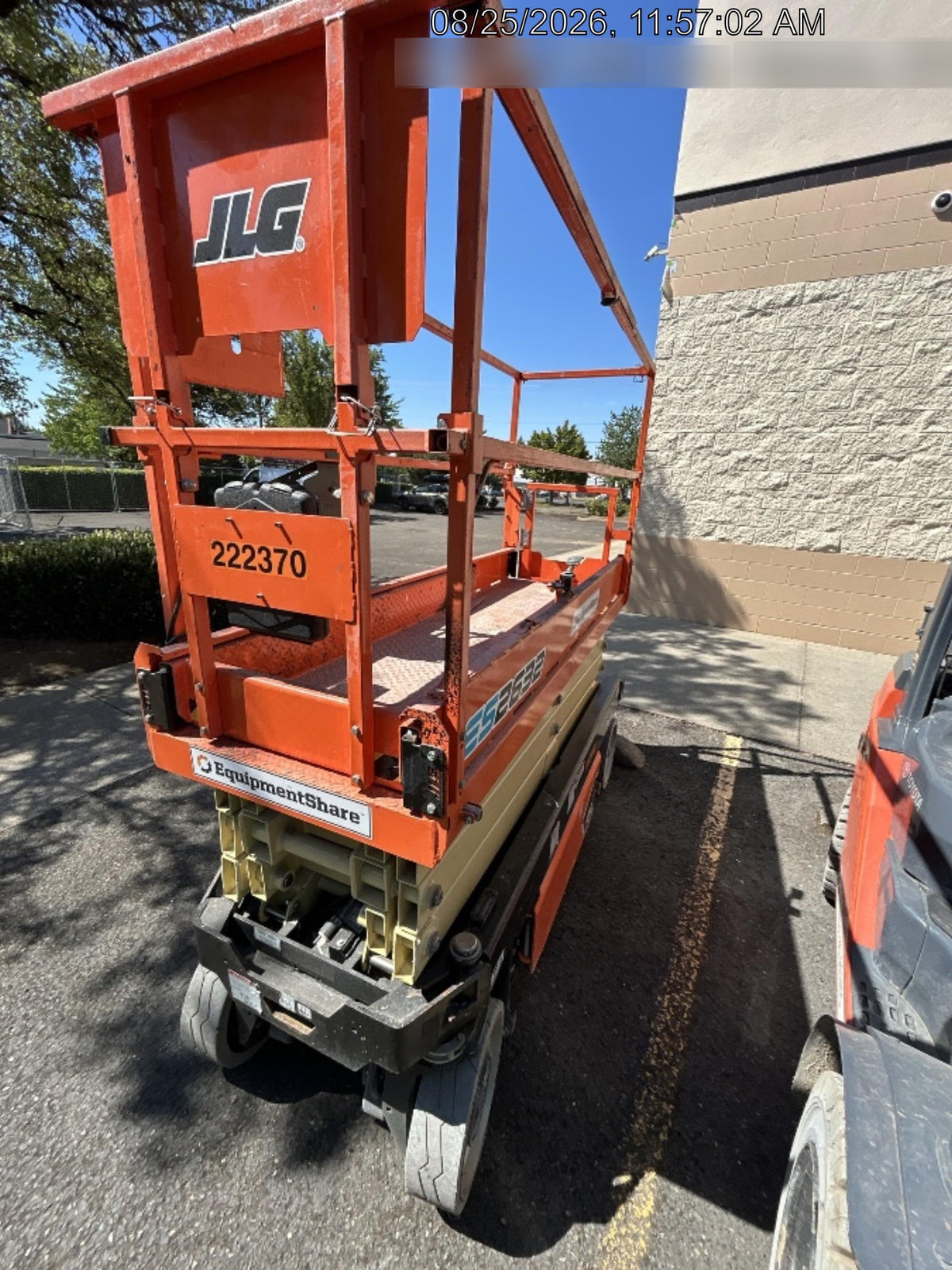 2022 JLG ES2632