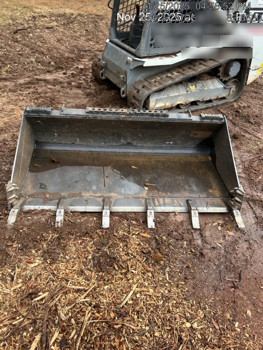 2025 EQUIPMENTSHARE 1006160 - 72" Tooth Bucket, CTL