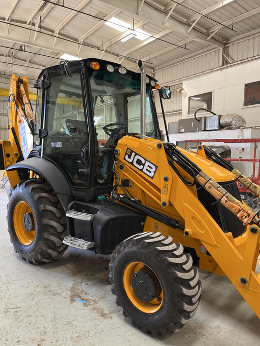 2023 JCB 3CX-14