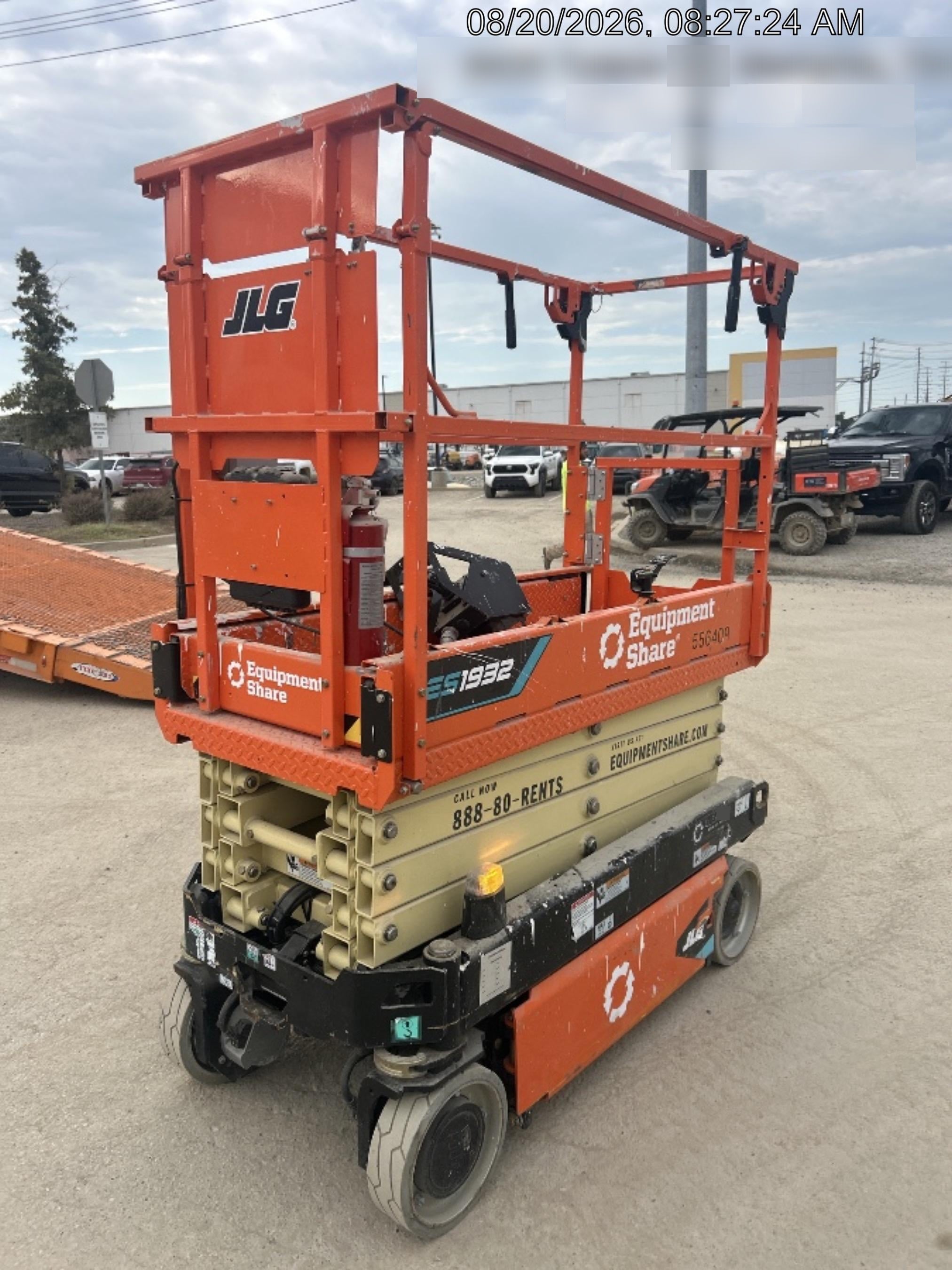 2025 JLG ES1932
