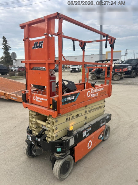 2025 JLG ES1932
