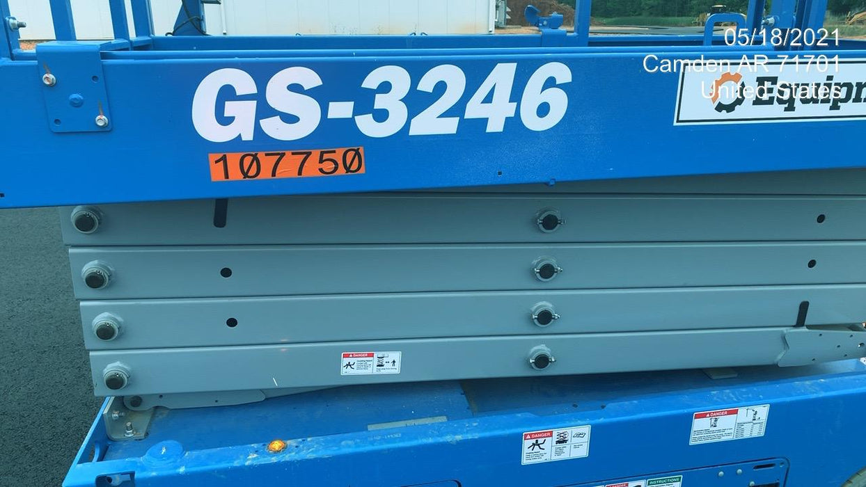 2020 Genie GS-3246 Standard, Folding full height swing gate