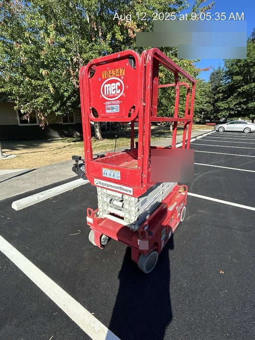 2020 MEC 1330SE Solid NM Tires, Steel Swing out Doors, LCS, Beacon, 900W Inverter