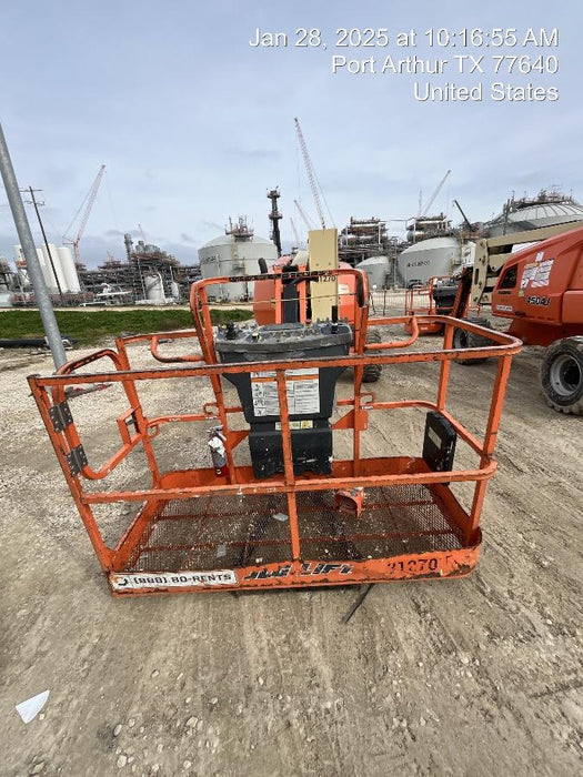 2019 JLG 450AJ