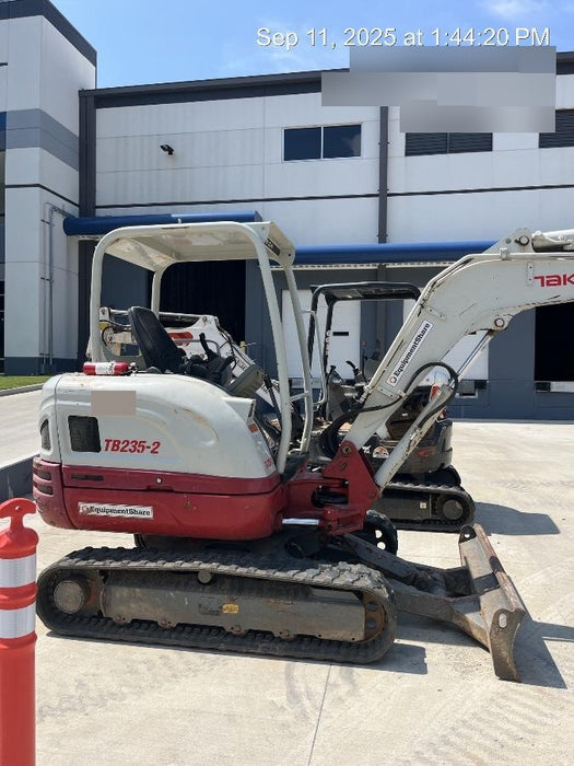 2020 TAKEUCHI TB235-2R