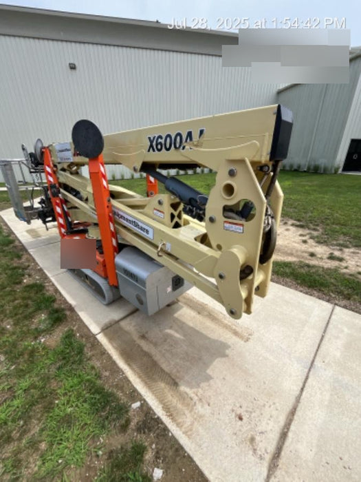 2020 JLG X600AJ