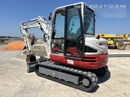 2024 TAKEUCHI TB250-2CR