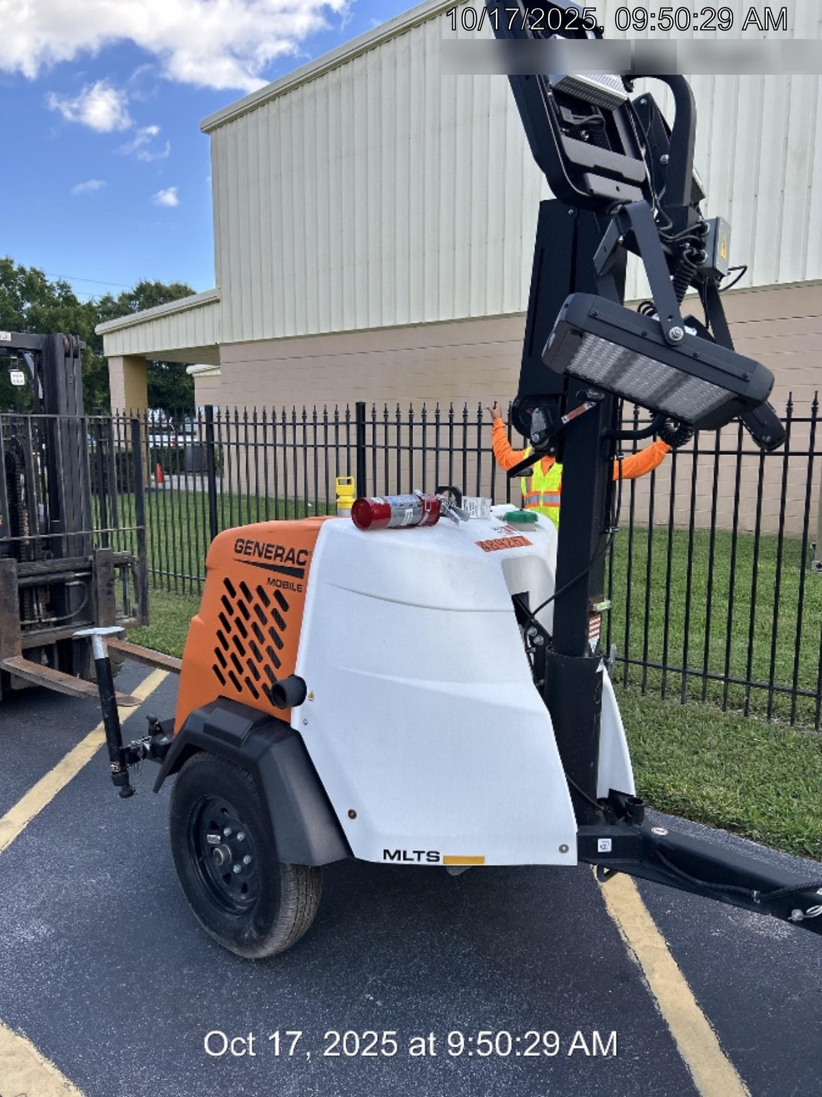 2025 Generac MLTS-4 Diesel, Mitsubishi L2E, 7.1 hp @1800 rpm, Flex Switch 120V Input, Powerzone Controller, (4) 320W LED Lights, 4kW Generator, 39.9 Gal Fuel Tank, 2" Ball, T3, ES Decals