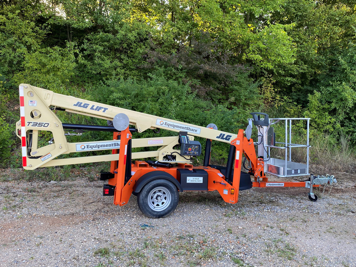 2022 JLG T350