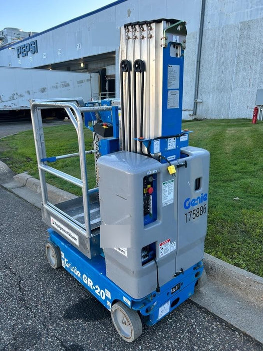 2021 GENIE GR-20