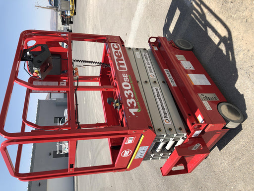 2020 MEC 1330SE Solid NM Tires, Steel Swing out Doors, LCS, Beacon, 900W Invertor