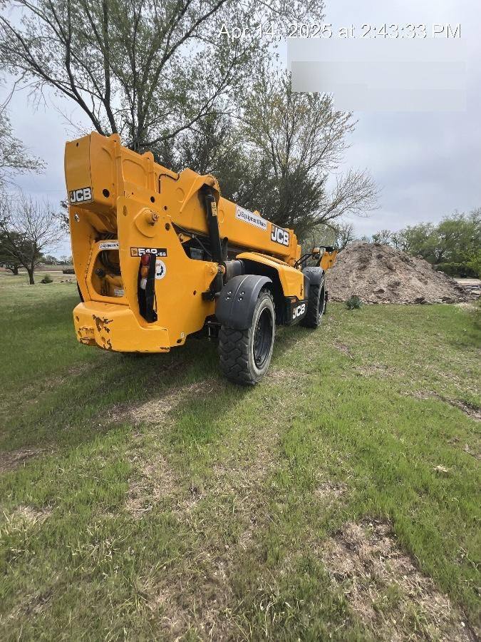 2022 JCB 512-56