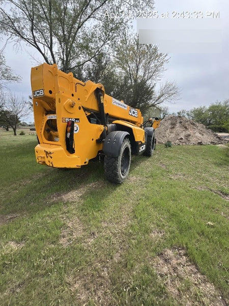 2022 JCB 512-56