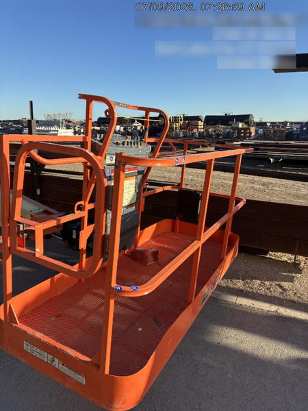2019 JLG 400S