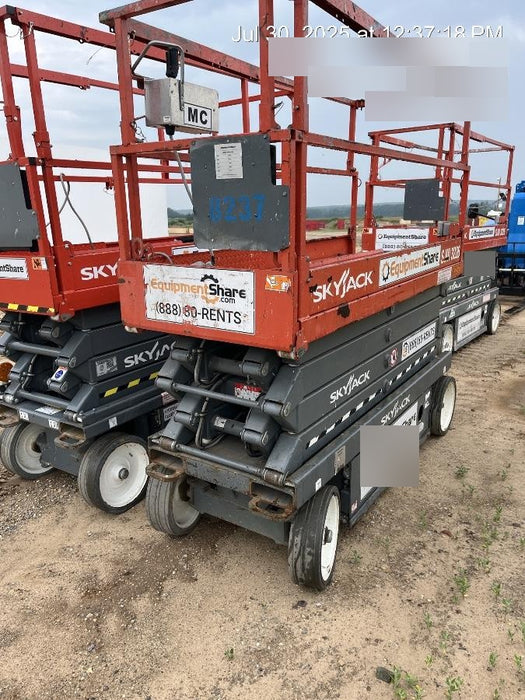 2018 Skyjack SJIII-3226 Skyjack SJIII3226 Scissor Lift w/Trojan Batteries
