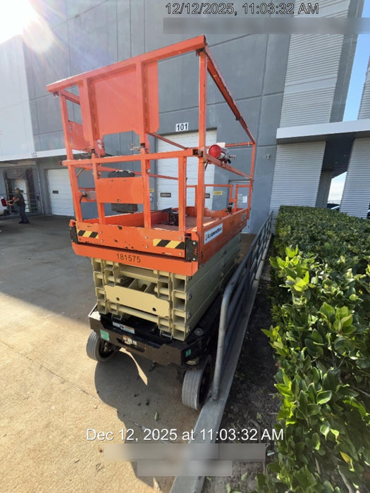 2021 JLG R3246